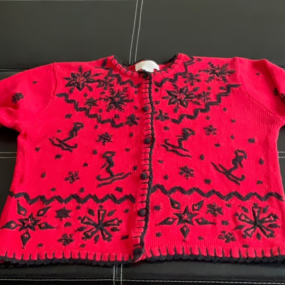 Studio Works vintage pre owned holiday sweater with skiers design on front